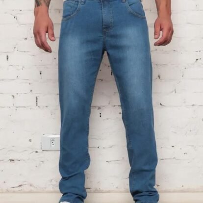 calca-jeans-masculina-corte-reto