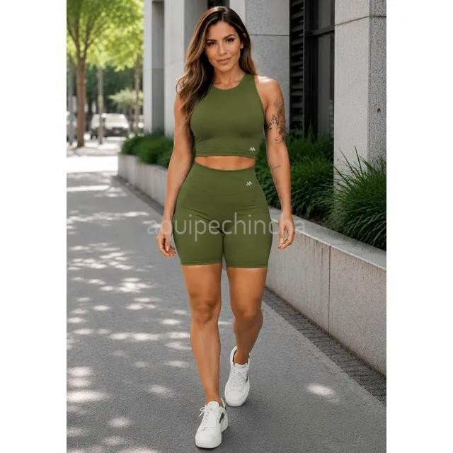 conjunto-bermuda-feminino-academia-blackout